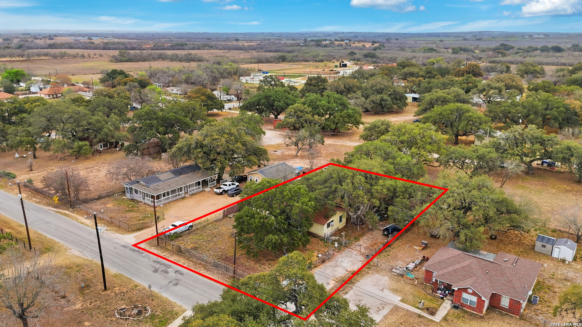 7682 West Dixon Road Somerset, TX 78069 - Photo 9 of 18