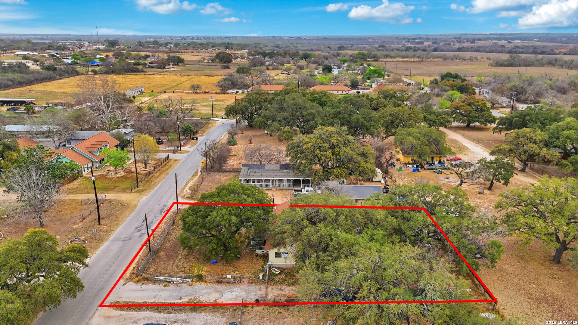 7682 West Dixon Road Somerset, TX 78069 - Photo 10 of 18