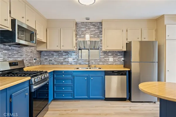 $228,000 | 10025 El Camino Real, Unit 57, Atascadero, CA 93422