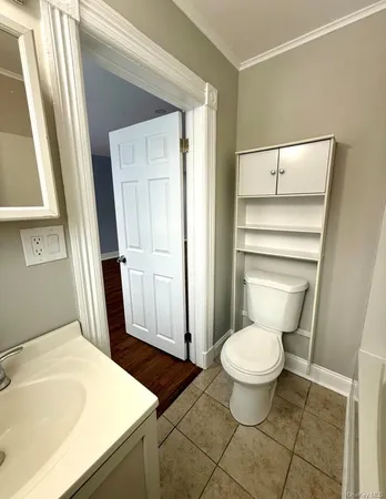 $4,200 | 45 Garfield Street, Bay Shore, NY 11706