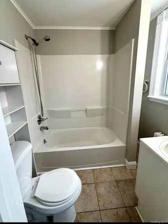 $4,200 | 45 Garfield Street, Bay Shore, NY 11706