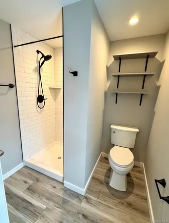 $4,200 | 45 Garfield Street, Bay Shore, NY 11706