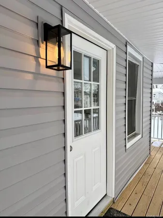 $4,200 | 45 Garfield Street, Bay Shore, NY 11706