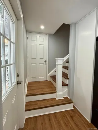 $4,200 | 45 Garfield Street, Bay Shore, NY 11706