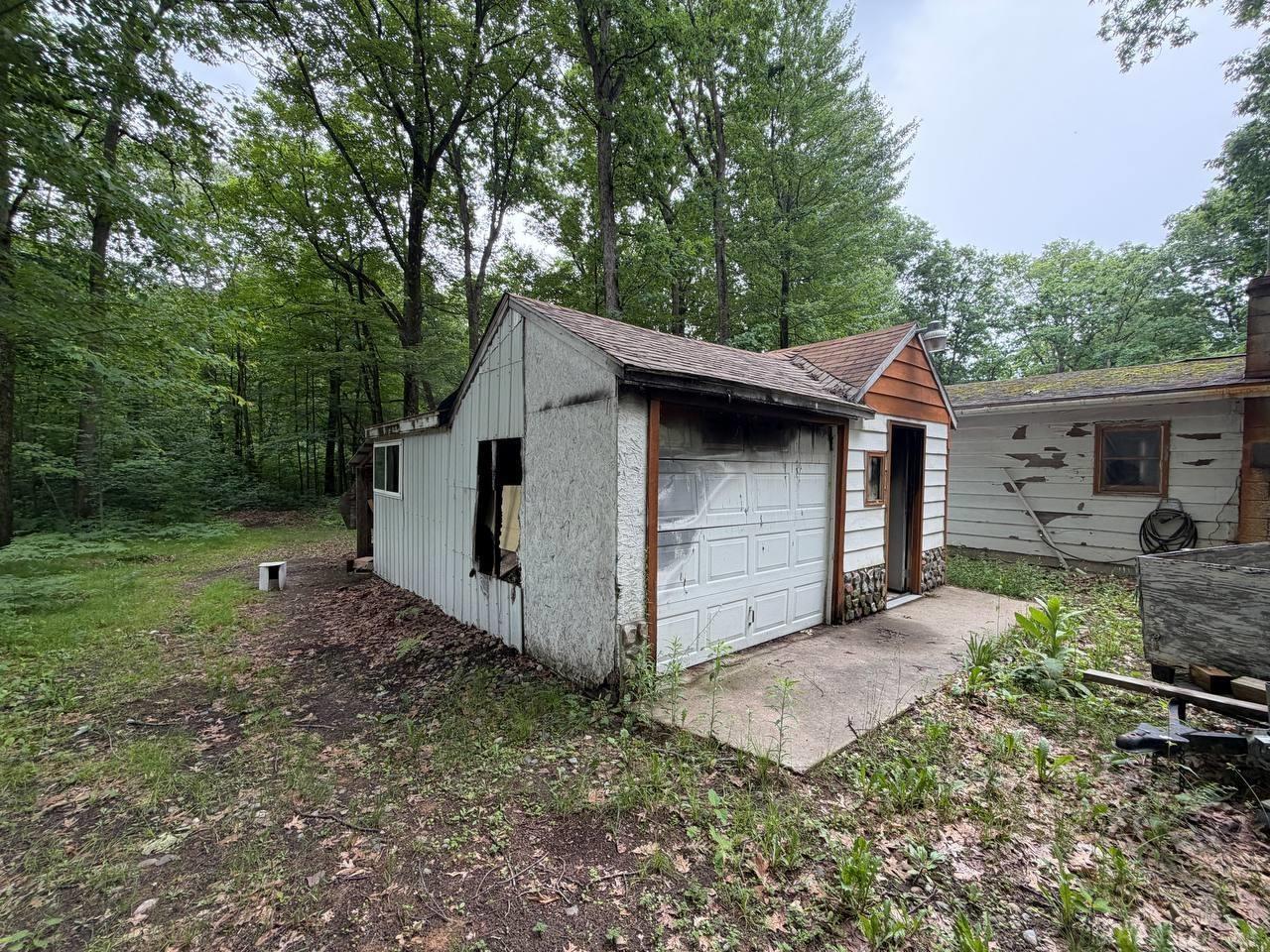 2060 Lois Road Harrison, MI 48625 - Photo 16 of 25