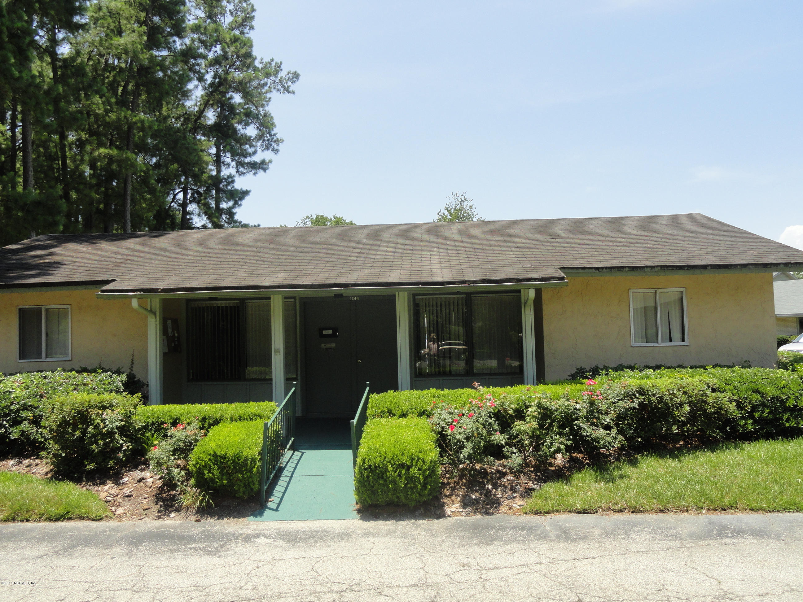 1278 The Grove Road, Unit 57 Orange Park, FL 32073 - Photo 26 of 31 COMMUNITY CLUBHOUSE