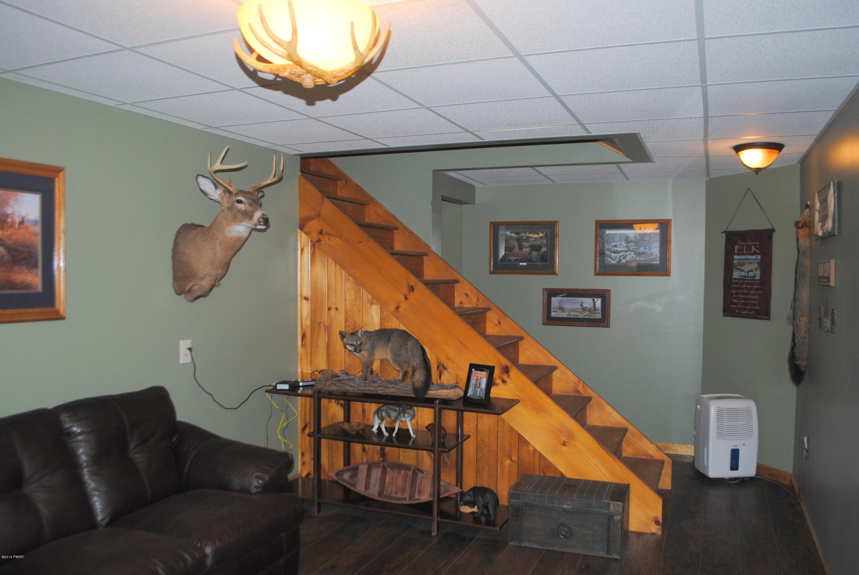 465 Plank Road Beach Lake, PA 18405 - Photo 13 of 19 Family Room