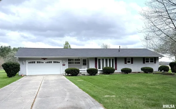 $230,000 | 1195 Eiker Road, Knoxville, IL 61448