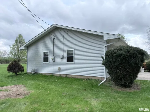 $230,000 | 1195 Eiker Road, Knoxville, IL 61448
