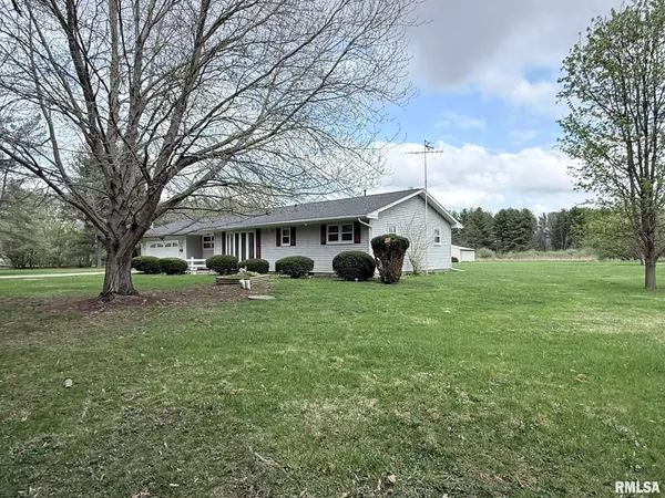 $230,000 | 1195 Eiker Road, Knoxville, IL 61448