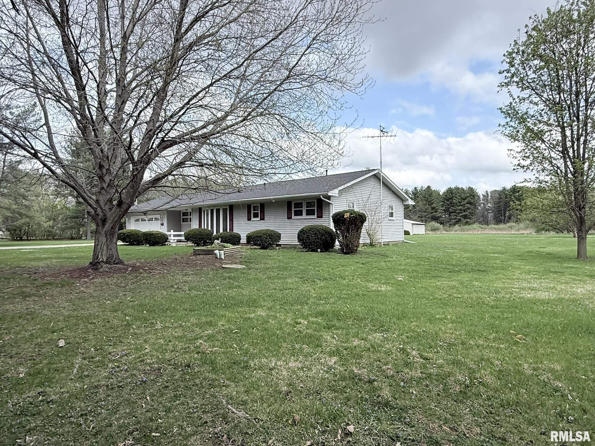 1195 Eiker Road Knoxville, IL 61448 - Photo 3 of 48