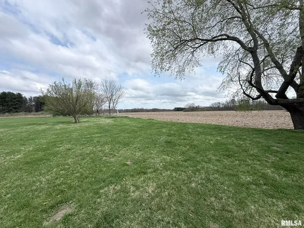 $230,000 | 1195 Eiker Road, Knoxville, IL 61448