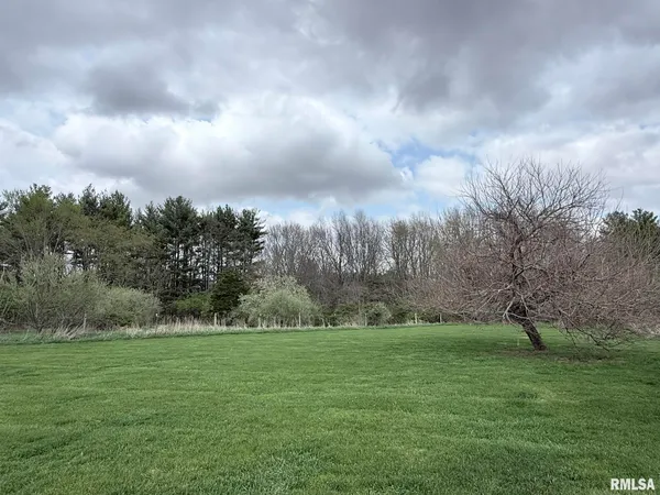 $230,000 | 1195 Eiker Road, Knoxville, IL 61448