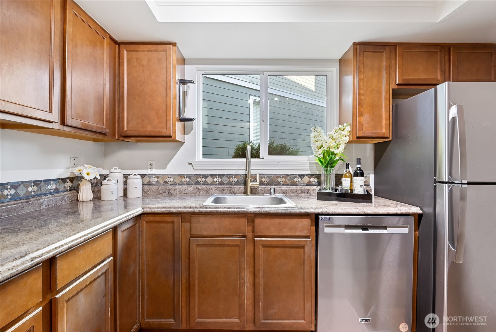 820 Cady Road, Unit B101 Everett, WA 98203 - Photo 5 of 31