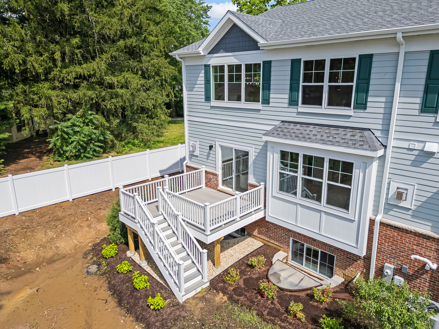 143 Harding Avenue Glen Ellyn, IL 60137 - Photo 39 of 40 a aerial view of a house with balcony
