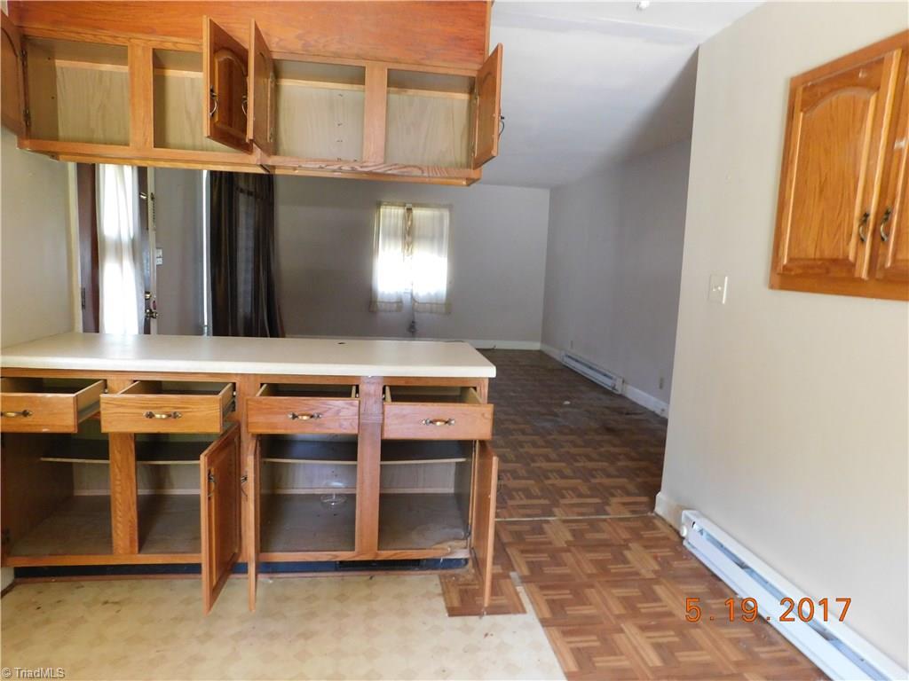 3501 Pine Valley Road High Point, NC 27265 - Photo 12 of 27