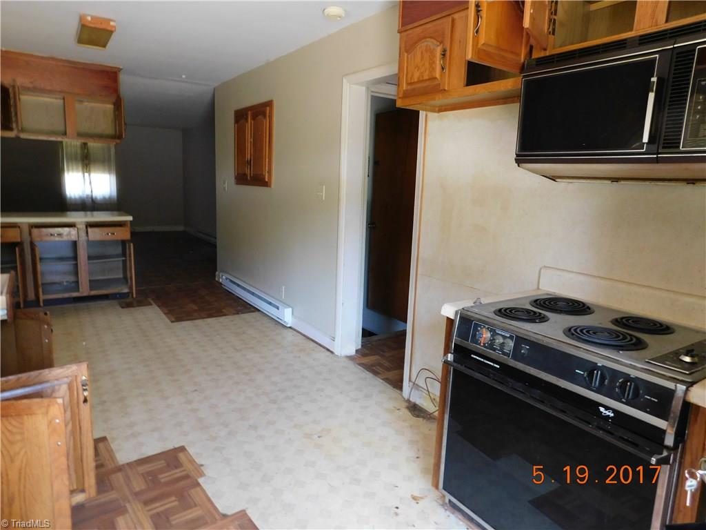 3501 Pine Valley Road High Point, NC 27265 - Photo 24 of 27