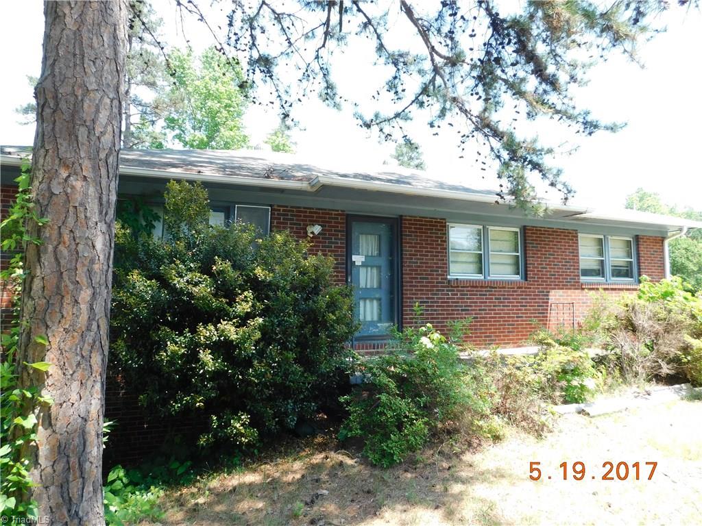3501 Pine Valley Road High Point, NC 27265 - Photo 10 of 27