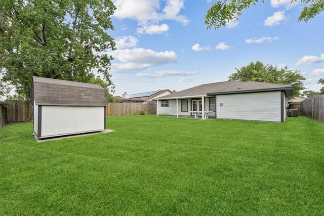 $248,000 | 10723 MacKenzie Drive, Houston, TX 77086