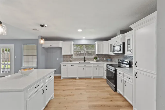 $248,000 | 10723 MacKenzie Drive, Houston, TX 77086