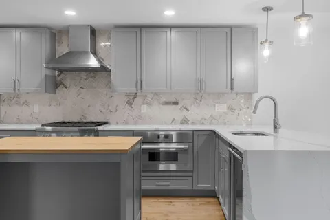 $1,575,000 | 50 Hichborn Street, Unit 506, Boston, MA 02135