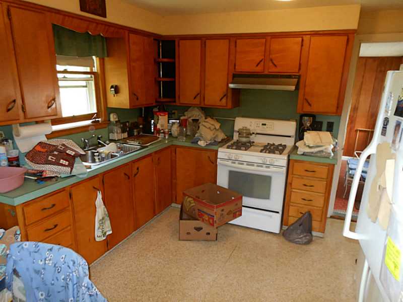 21 Paris Olney Hopkins Road Foster, RI 02825 - Photo 10 of 19 Kitchen.