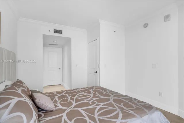 $1,800,000 | 3101 South Ocean Drive, Unit 2605, Hollywood, FL 33019