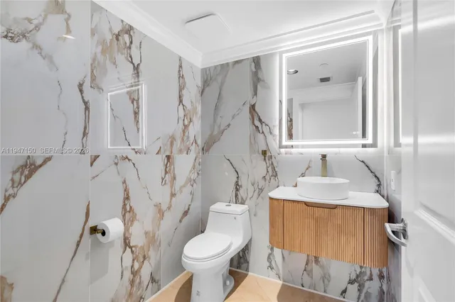 $1,800,000 | 3101 South Ocean Drive, Unit 2605, Hollywood, FL 33019