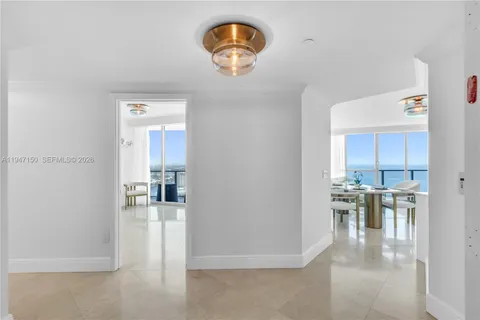 $1,700,000 | 3101 South Ocean Drive, Unit 2605, Hollywood, FL 33019