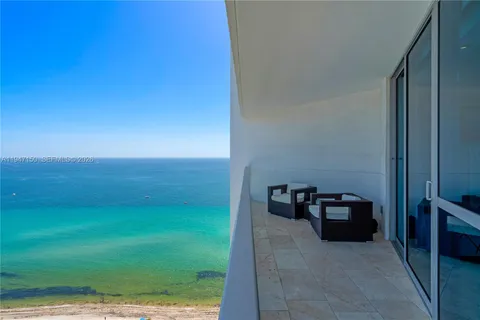$1,700,000 | 3101 South Ocean Drive, Unit 2605, Hollywood, FL 33019