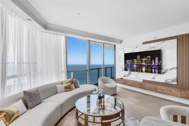 $1,800,000 | 3101 South Ocean Drive, Unit 2605, Hollywood, FL 33019