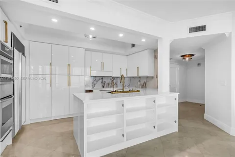 $1,700,000 | 3101 South Ocean Drive, Unit 2605, Hollywood, FL 33019