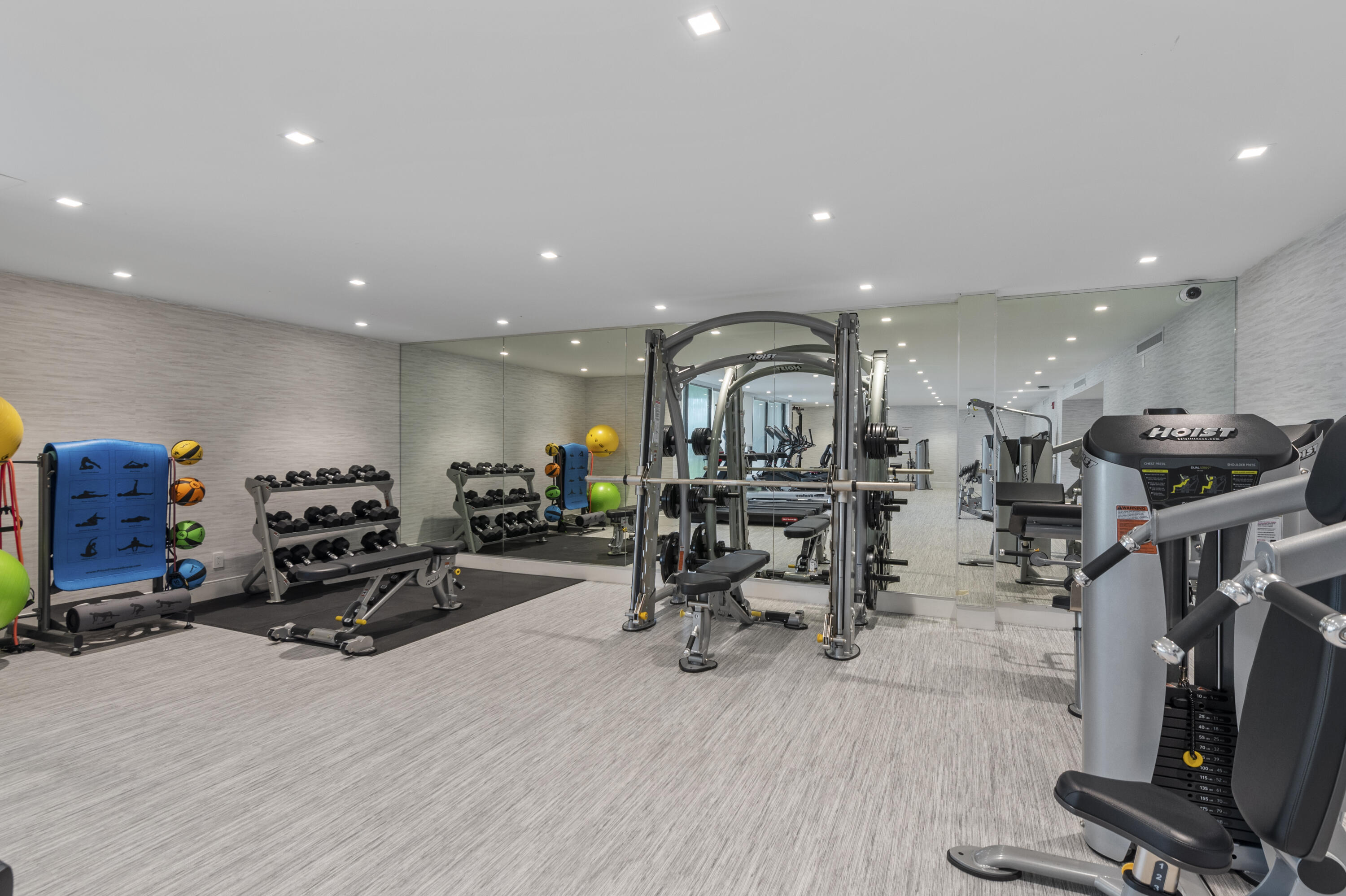 800 Jeffery Street, Unit 204 Boca Raton, FL 33487 - Photo 31 of 36 a view of a room with gym equipment