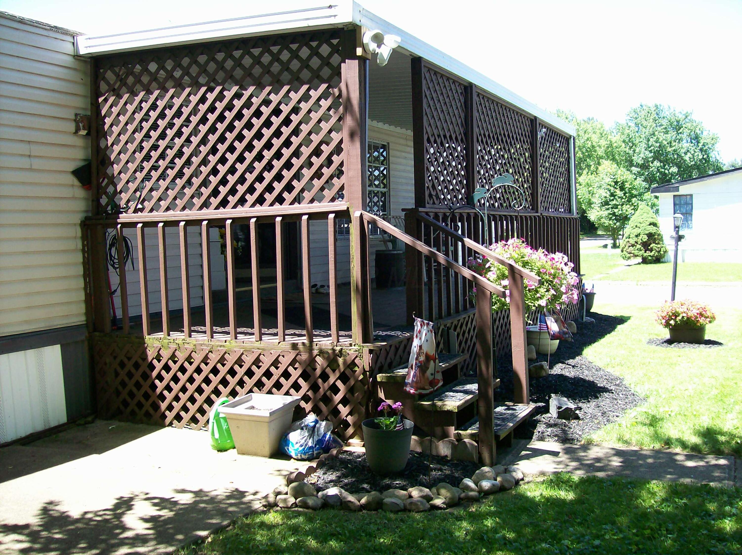 258 Timberline Drive Circleville, OH 43113 - Photo 3 of 20 101_1547