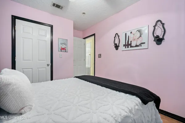 $289,900 | 7605 Methodist Church Road, Moss Point, MS 39562