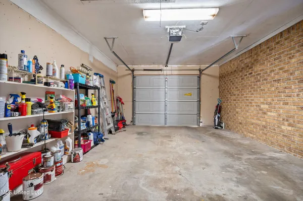 $289,900 | 7605 Methodist Church Road, Moss Point, MS 39562