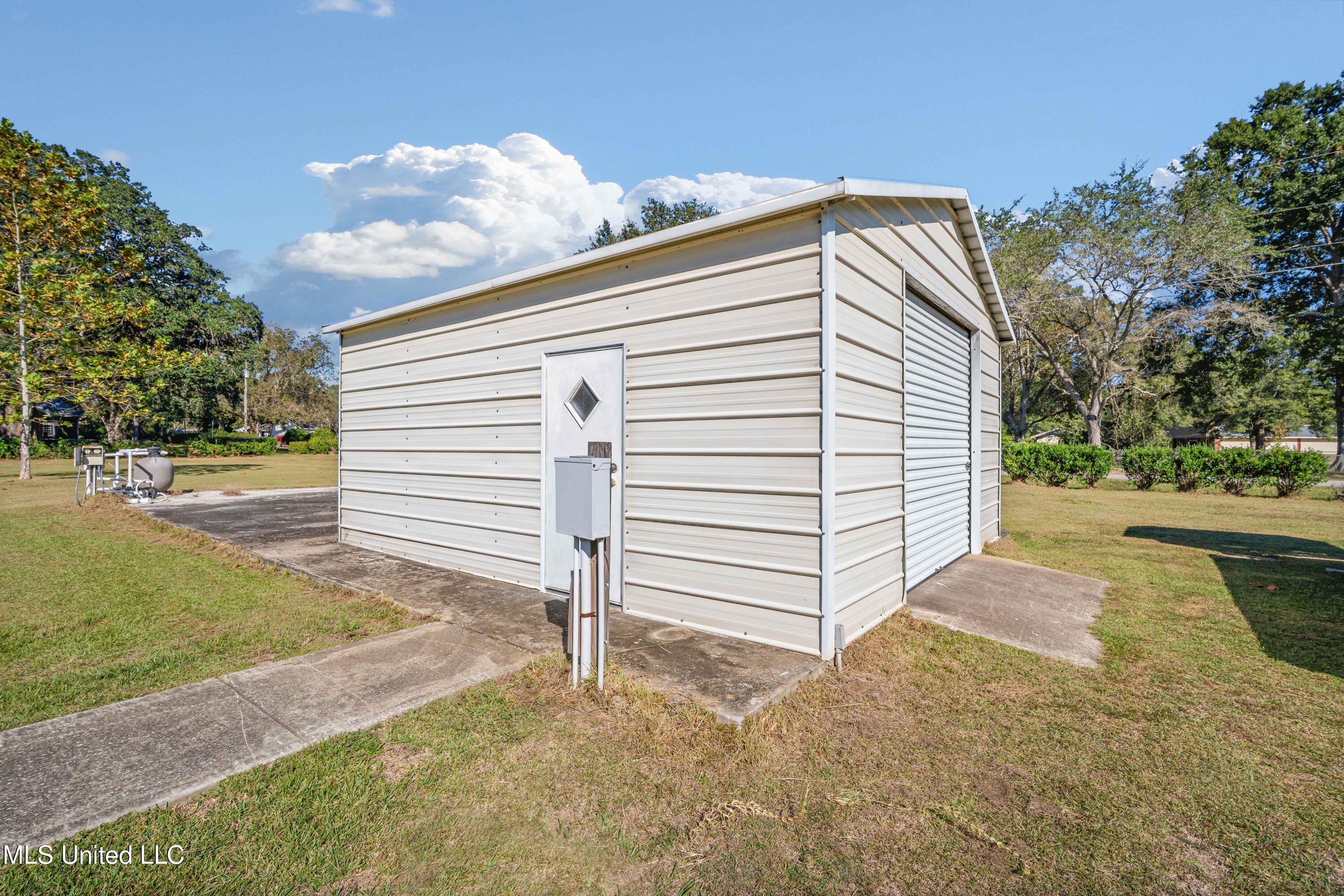 7605 Methodist Church Road Moss Point, MS 39562 - Photo 24 of 27 MC-4587