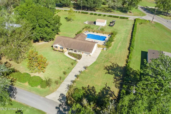 $289,900 | 7605 Methodist Church Road, Moss Point, MS 39562