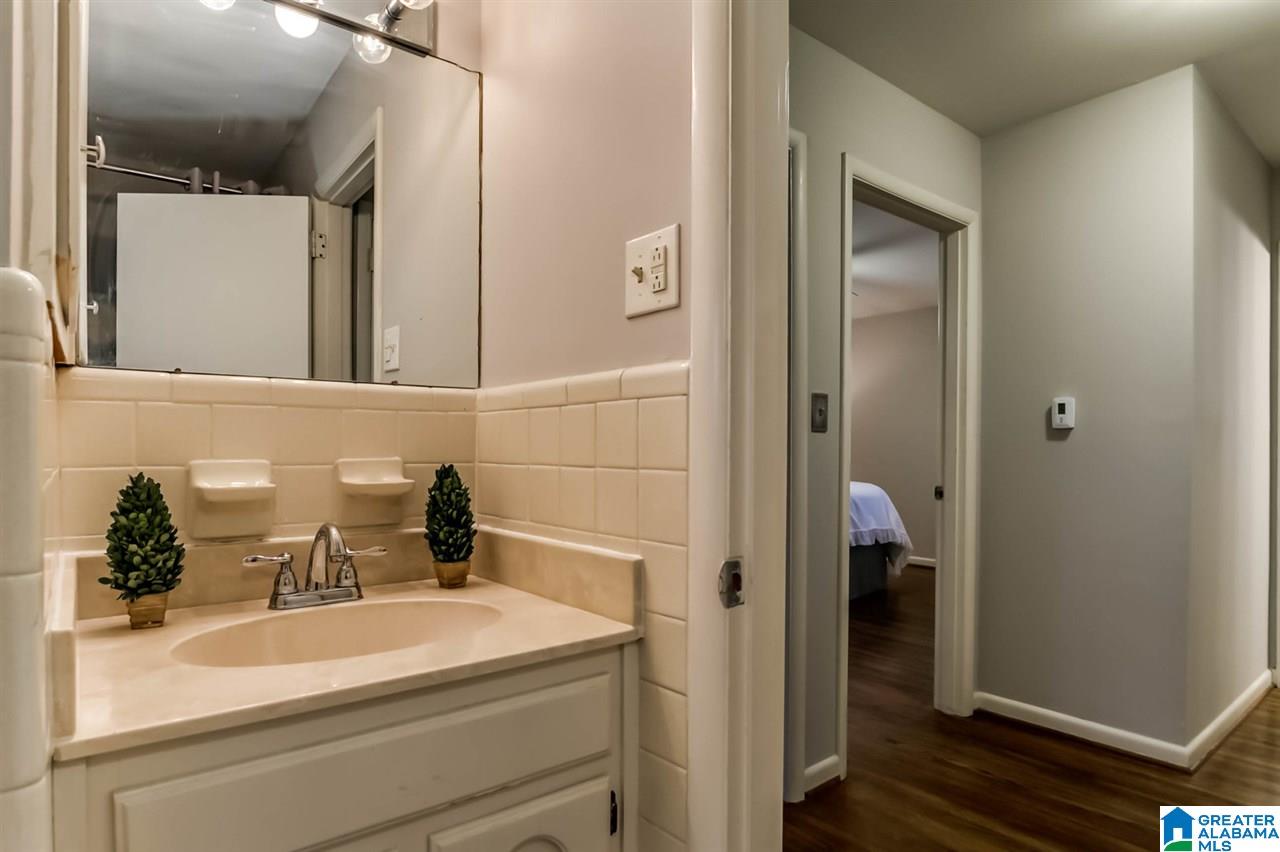 2032 Lancaster Road, Unit C Homewood, AL 35209 - Photo 15 of 18