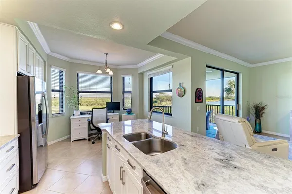 $259,000 | 7121 River Hammock Drive, Unit 306, Bradenton, FL 34212