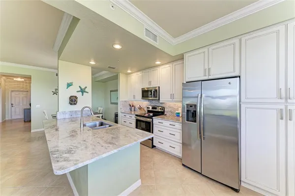 $259,000 | 7121 River Hammock Drive, Unit 306, Bradenton, FL 34212