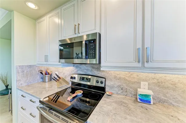 $289,000 | 7121 River Hammock Drive, Unit 306, Bradenton, FL 34212