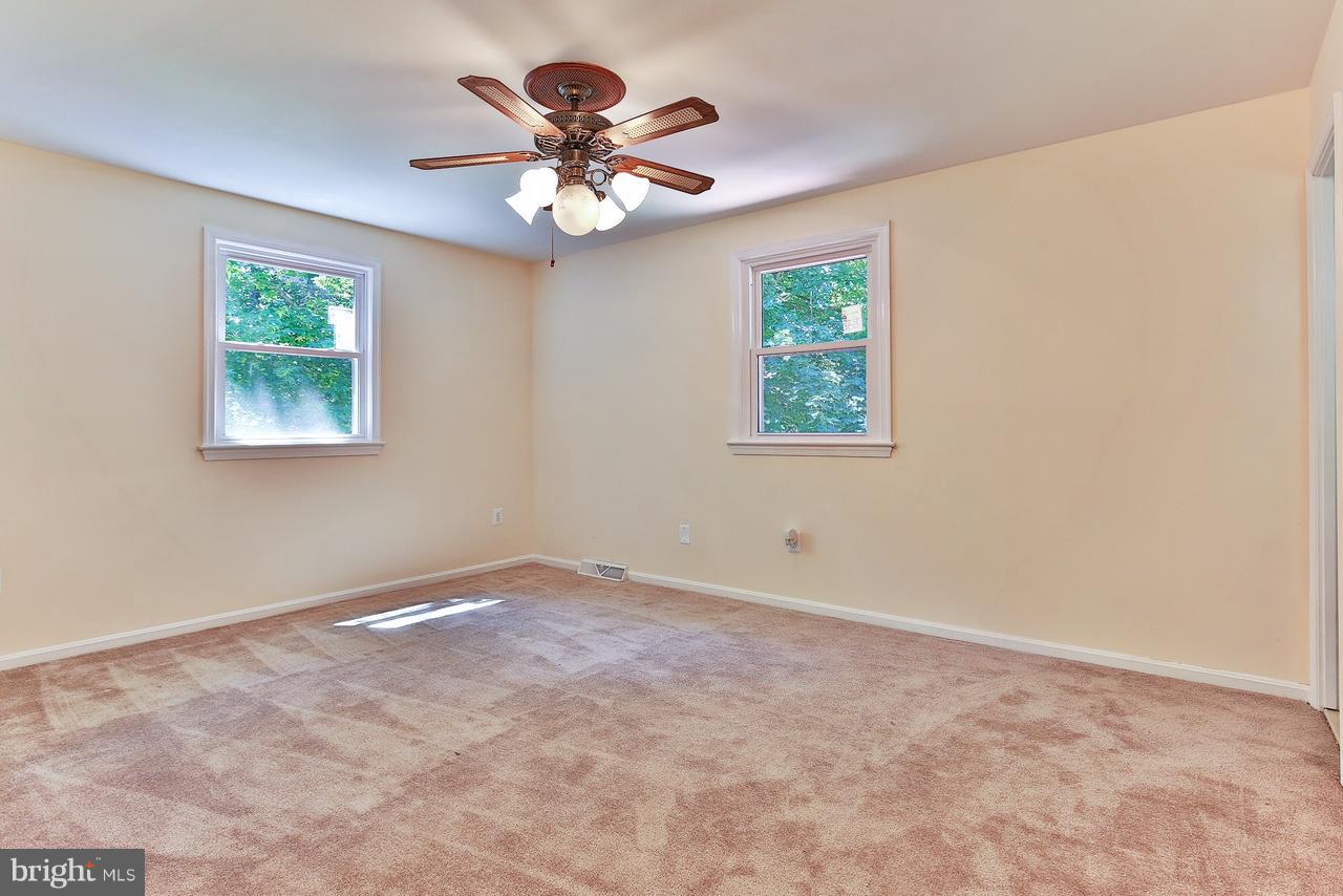 7905 Colonial Lane Clinton, MD 20735 - Photo 16 of 23 Interior (General)