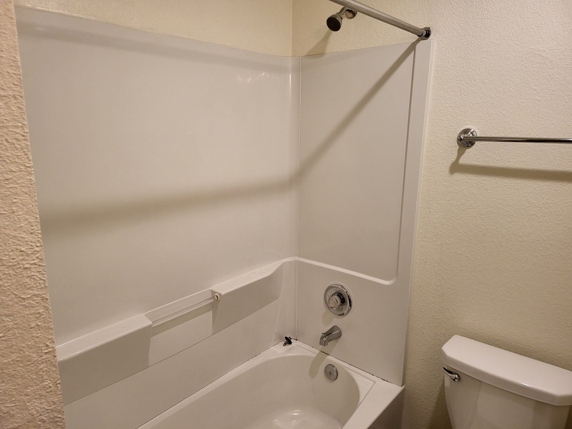 21155 Gosling Road, Unit 45B Spring, TX 77388 - Photo 15 of 33 a bathroom with a sink and bathtub with toilet