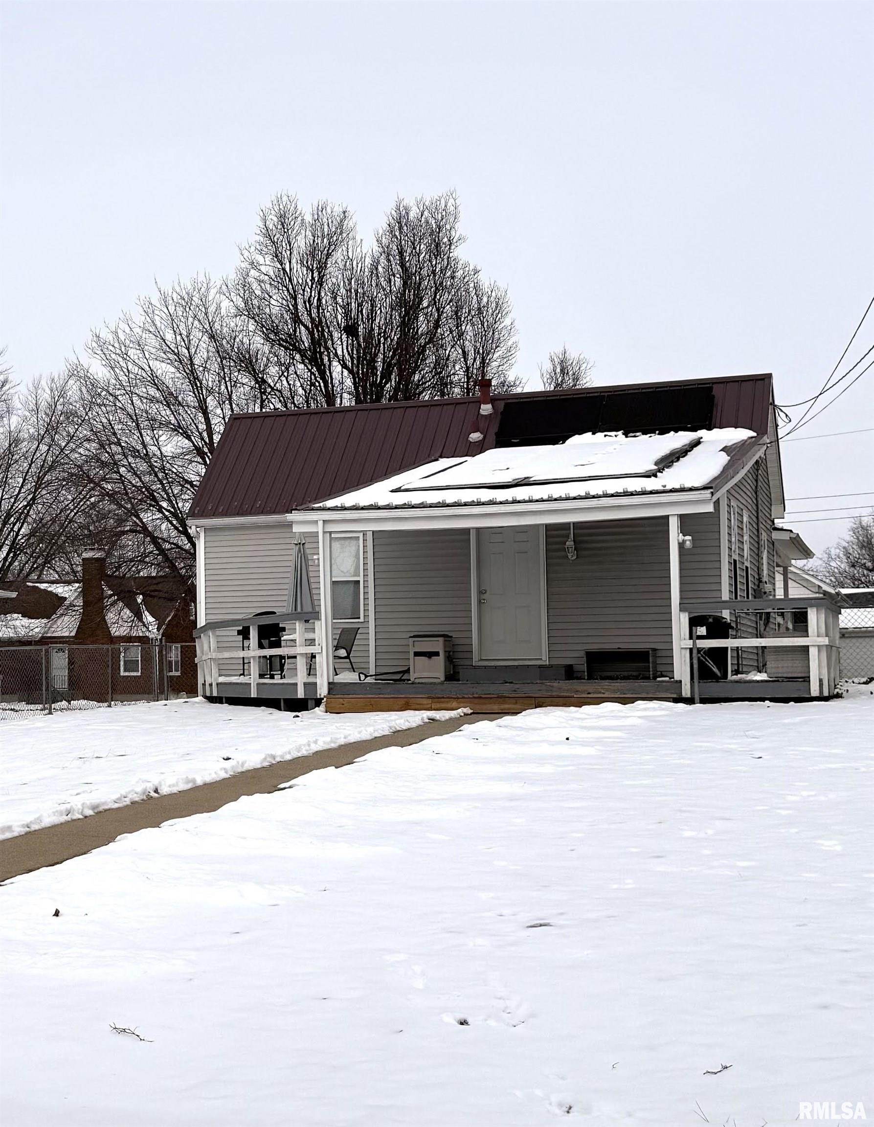 1620 Chestnut Street Quincy, IL 62301 - Photo 2 of 16