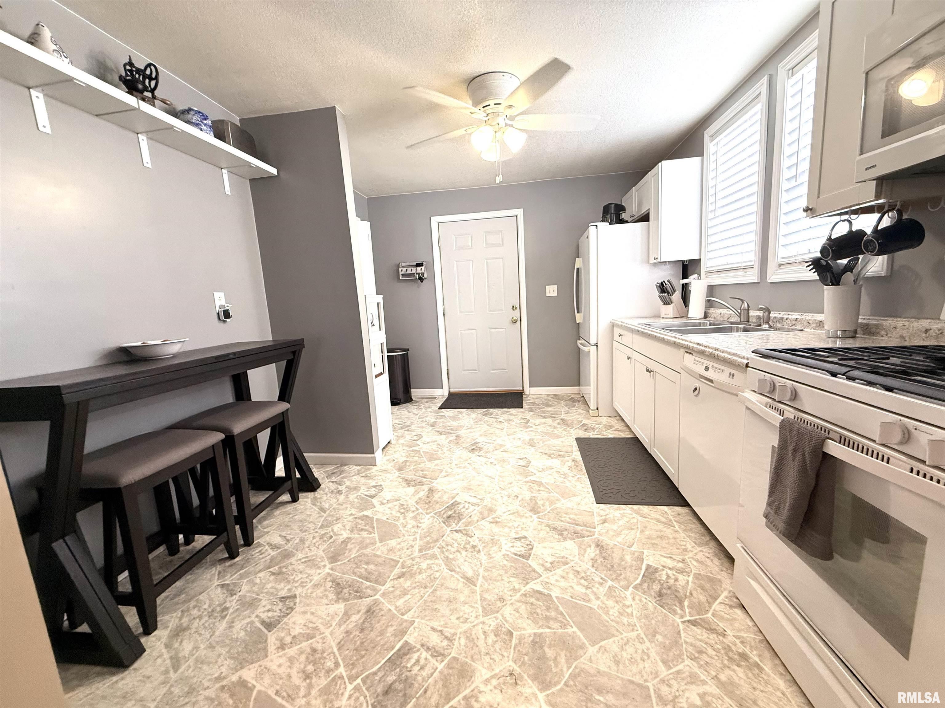 1620 Chestnut Street Quincy, IL 62301 - Photo 8 of 16