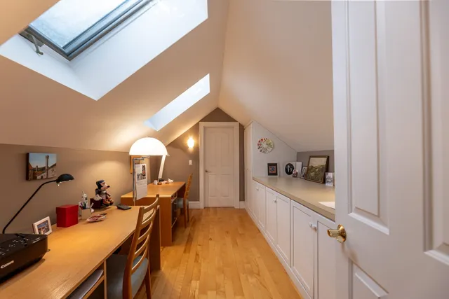 $1,700,000 | 10 Dairy Lane, Hanover, NH 03755