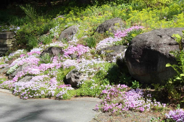 $1,700,000 | 10 Dairy Lane, Hanover, NH 03755