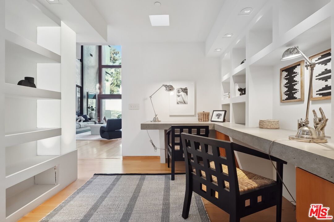 2238 Stradella Road Los Angeles, CA 90077 - Photo 23 of 75