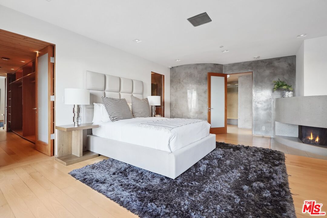 2238 Stradella Road Los Angeles, CA 90077 - Photo 26 of 75